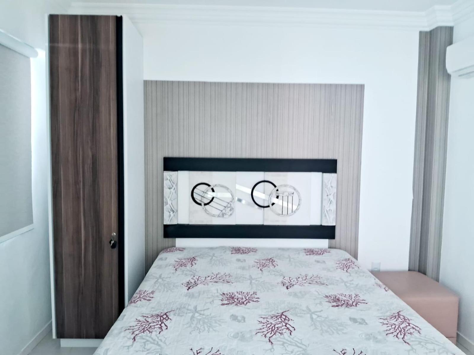 Апартаменты Residencial Atalanta Бомбиньяс Экстерьер фото
